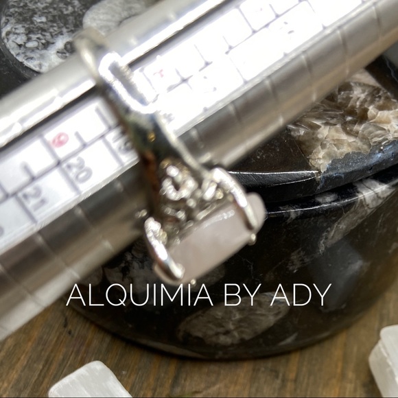 White Jade Victorian silver ring - Picture 2 of 7